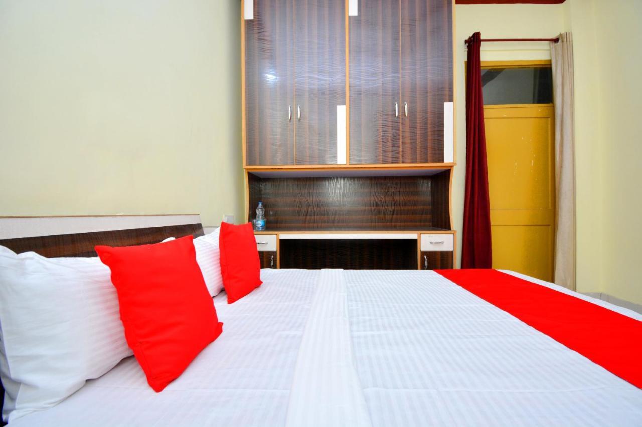 Oyo 40306 White House Hotell Jalandhar Eksteriør bilde