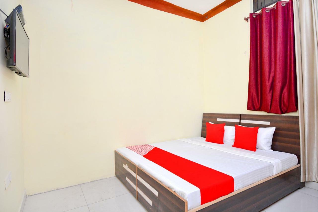 Oyo 40306 White House Hotell Jalandhar Rom bilde