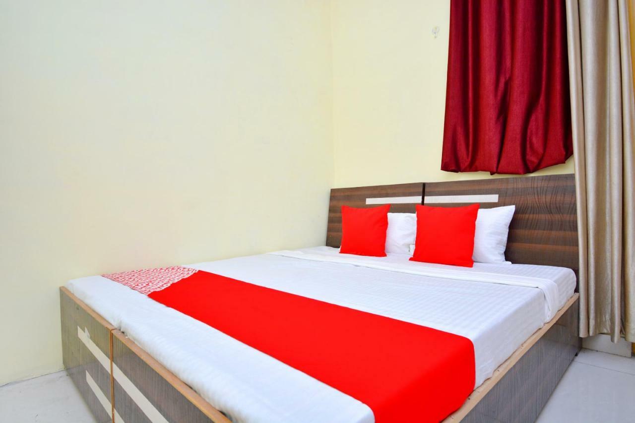 Oyo 40306 White House Hotell Jalandhar Rom bilde